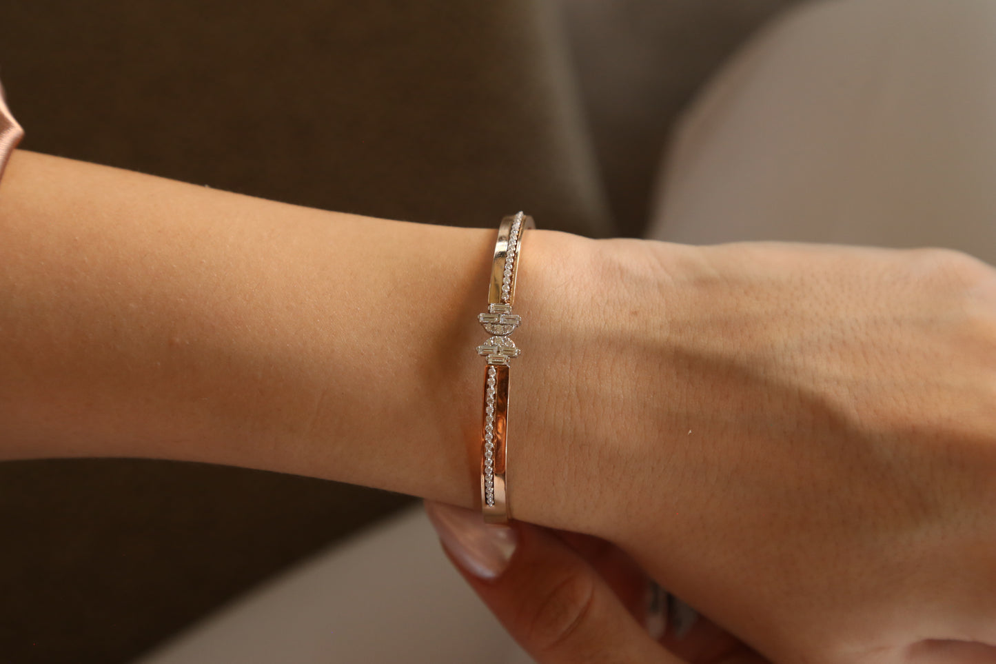 0.78 Karat Pırlanta Rose Kelepçe